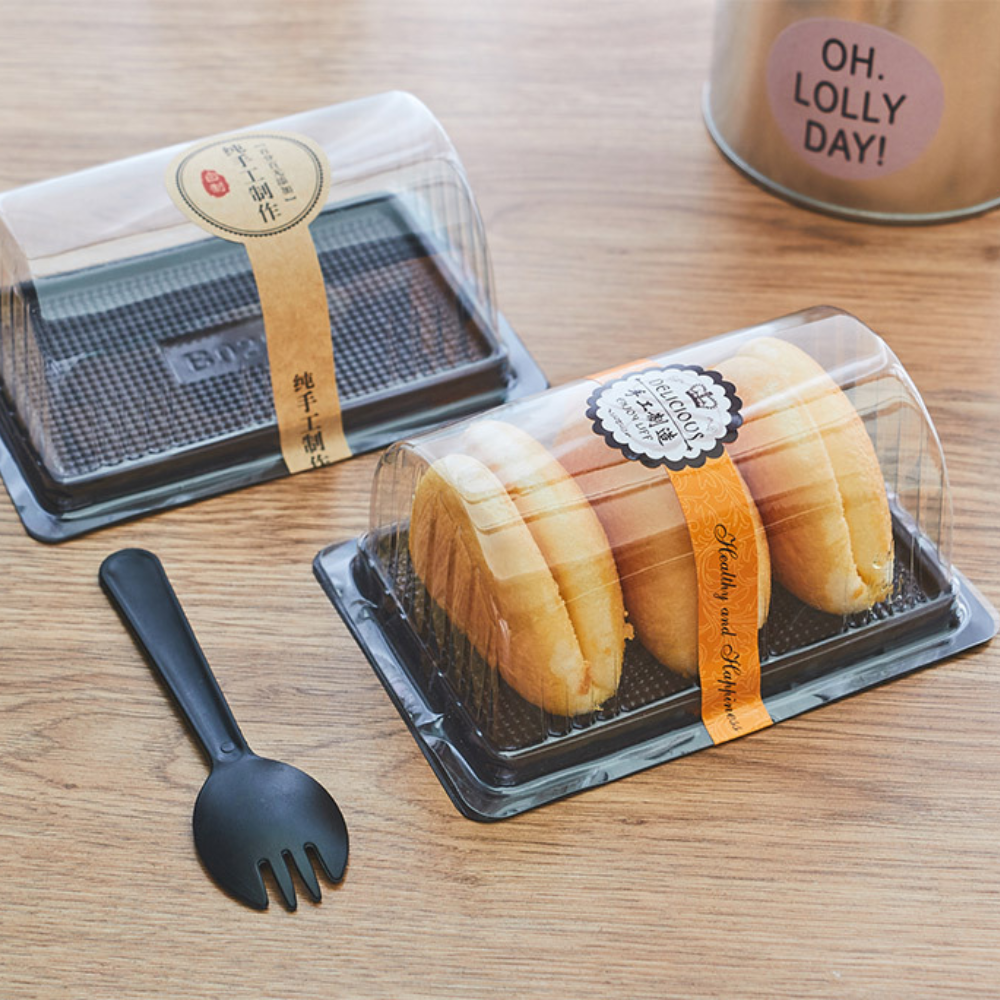 B029 | Mini Plastic Roll Cake Box W/ Clear Dome Lid | 5.43x3.62x2.36"-with dessert