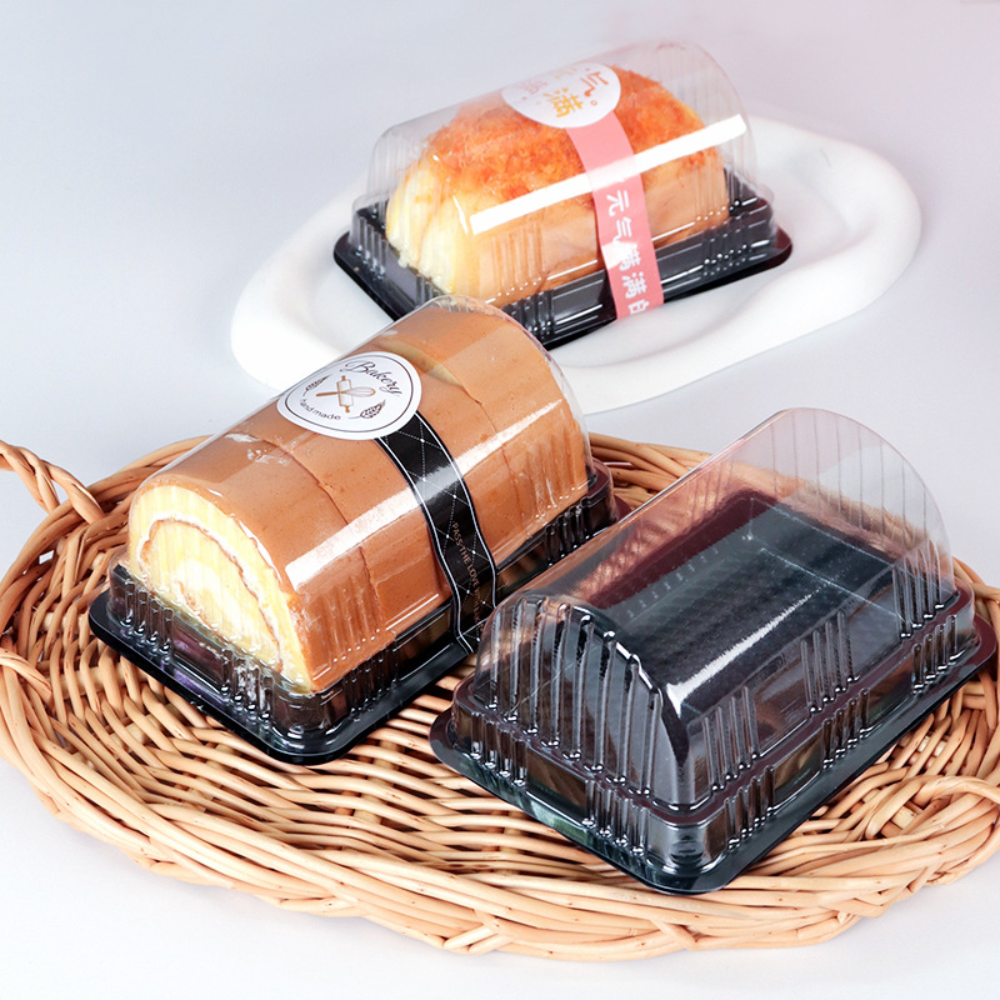 B029 | Mini Plastic Roll Cake Box W/ Clear Dome Lid | 5.43x3.62x2.36"-with roll cake