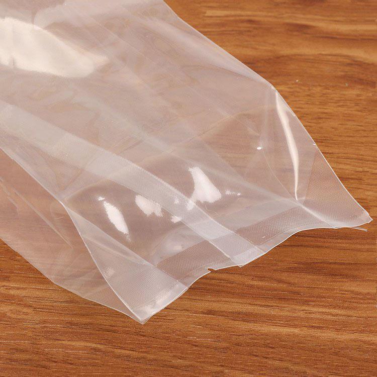 Clear Gusseted Cookie Bag | 3.5+2.5x9.75" - 2000 Pcs - HD Plastic Product (Canada). Inc