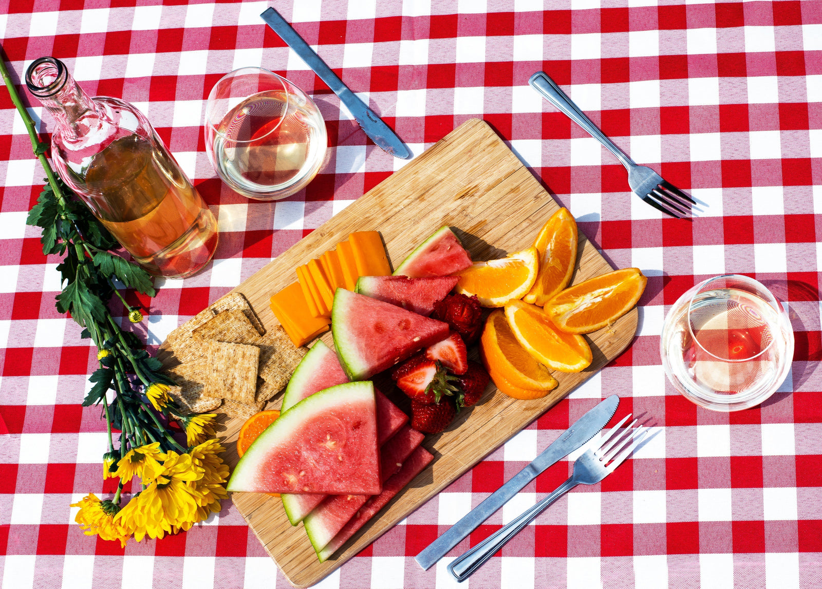 Picnic-Ready Lunches: One-Bag Meals for Family Outings