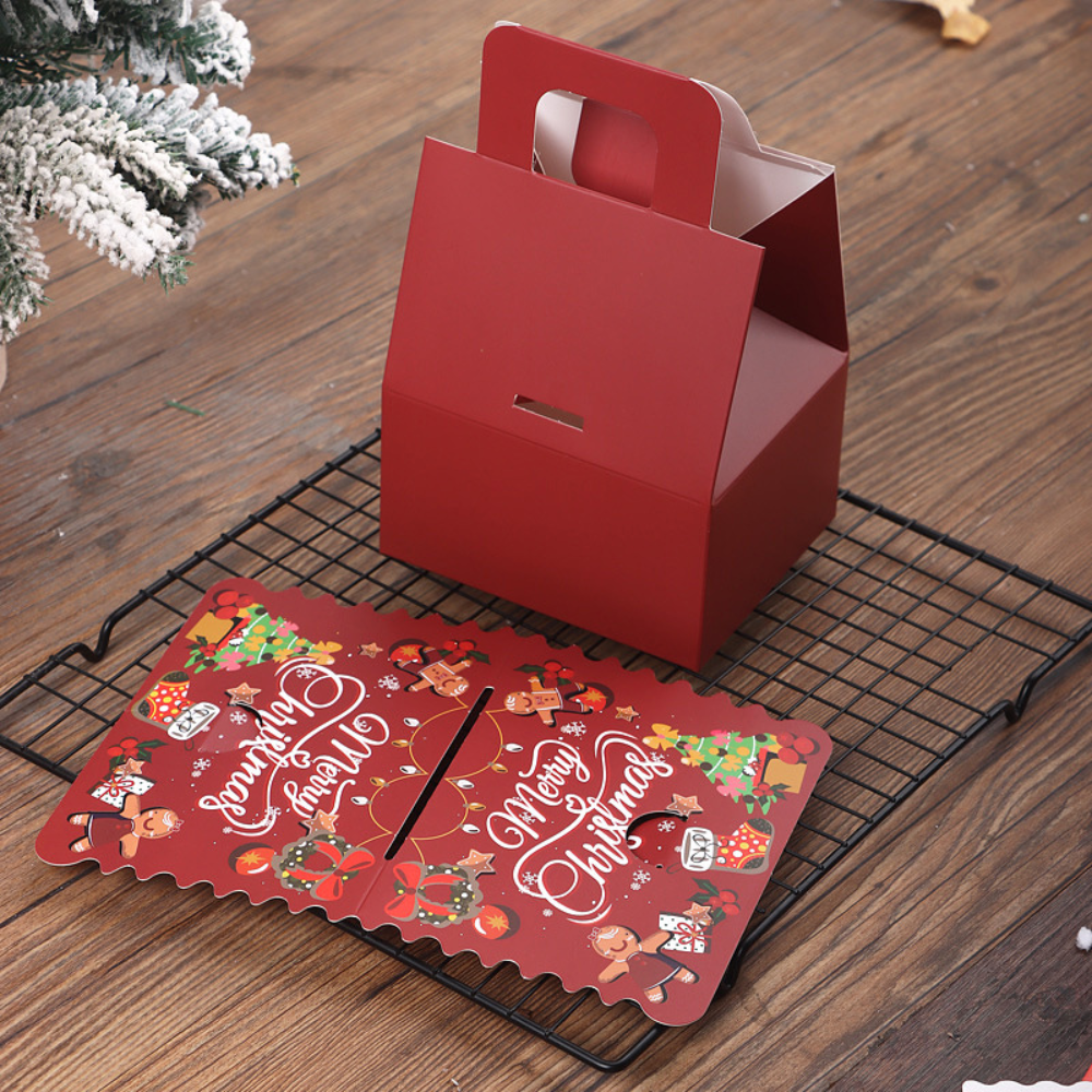 Red/Green Christmas House Shaped Candy Box Chocolate Gift Packaging – open