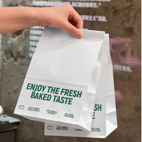 6lb White Paper Bakery Bag W/ Grease-Resistant Lining | 6x3.5x10.7" - 10 Pcs