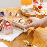 Plastic Clear Full Wrap Triangle Cake Slice Cover | 4.5x3.15x3.15" - clean